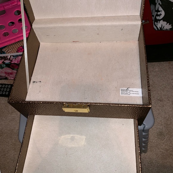 Makeup case - Picture 5 of 5